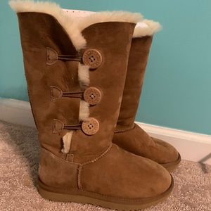 UGGs with buttons